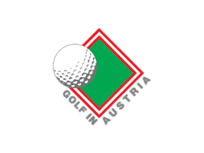 Logo mit einem weißen Golfball, grünem Quadrat und rotem Rand. Der Text "GOLF IN AUSTRIA" erscheint in gebogener Schrift daneben.