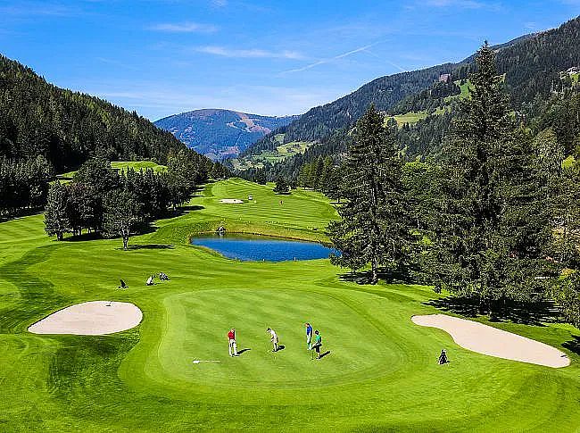 11--print_trattlerhof_sommer©gert_perauer