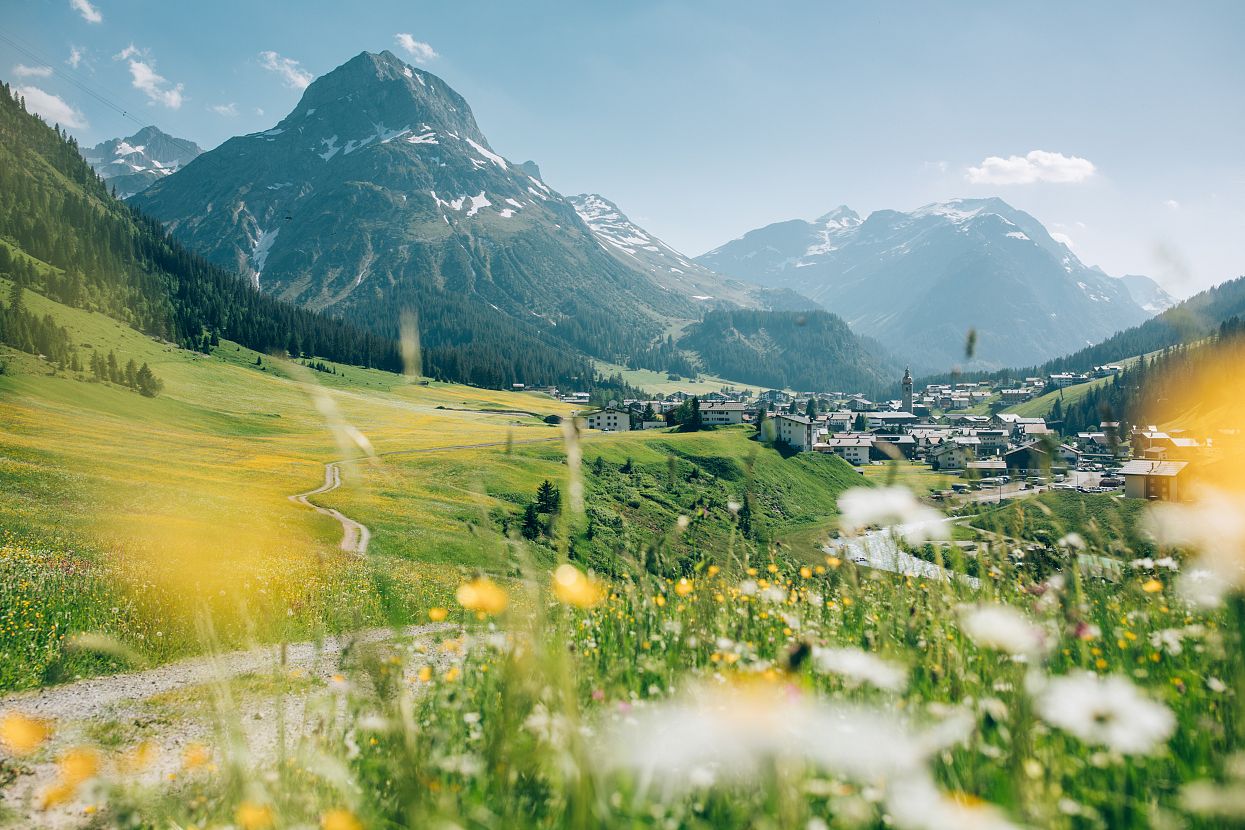 bergfruehling-in-lech-zuers-c-daniel-zangerl-c-lech-zuers-tourismus-9