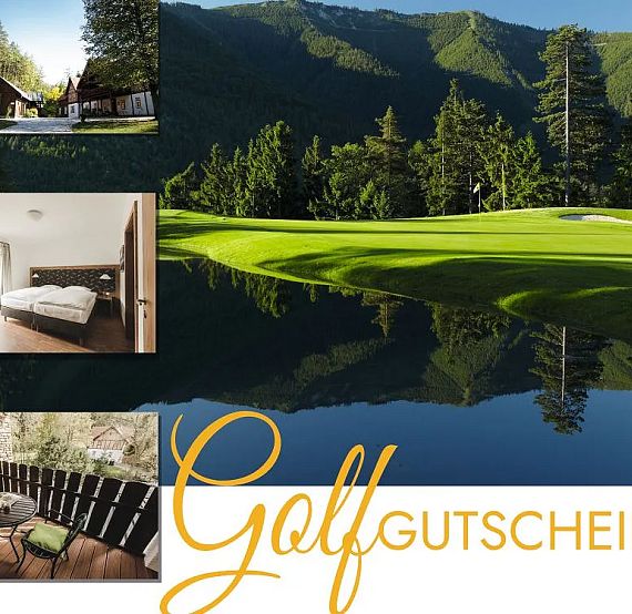Ein Golfgutschein mit Bildern eines grünen Golfplatzes, einer gemütlichen Hotelzimmeransicht und einem Balkon mit Sitzgelegenheiten vor malerischer Berglandschaft.